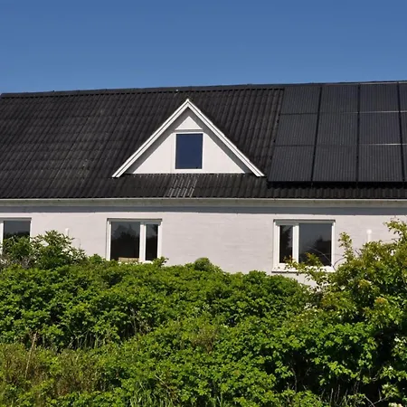 Arli - 800m From The Sea By Interhome